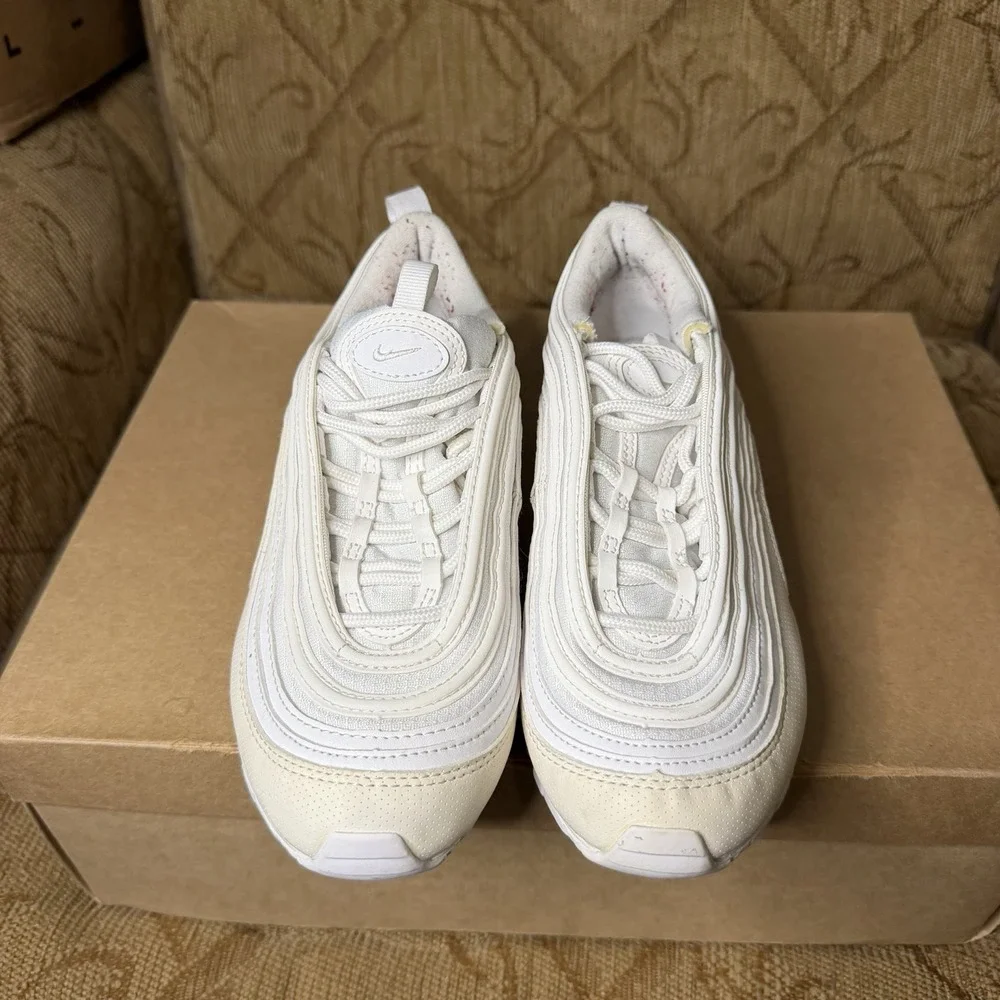 Nike Air Max 97 GS White Metallic Silver Kids Sneaker 921522-104 Size 4Y / 5.5W